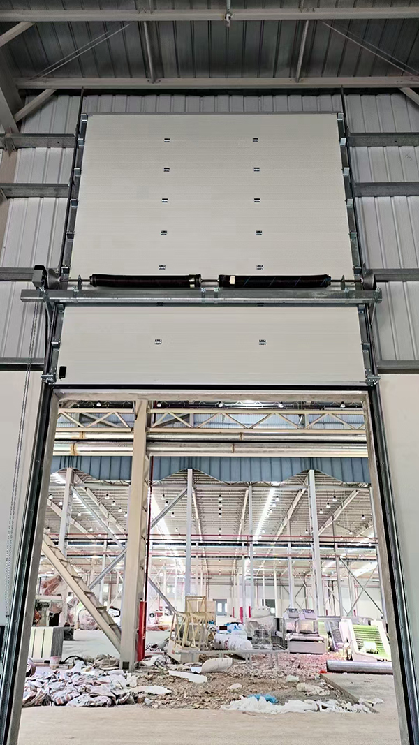 轮台工业提升门