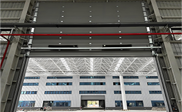 轮台工业提升门