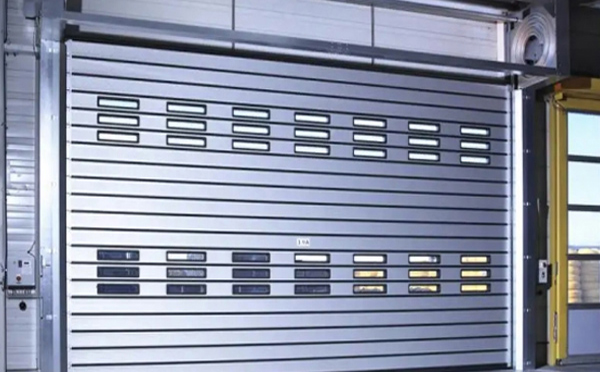 提高效率与安全：轮台兰州轮台快速轮台卷帘门的应用与优势